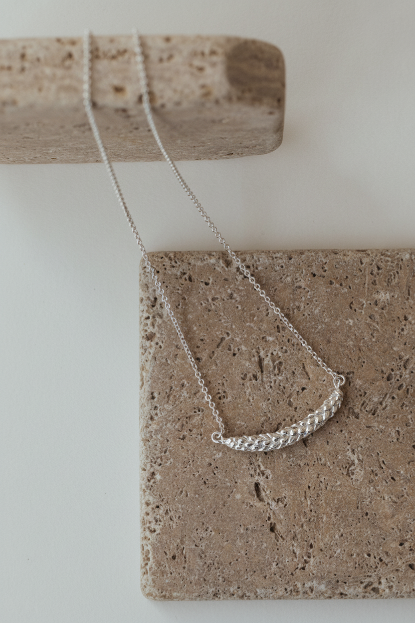Collar plata brillante clara