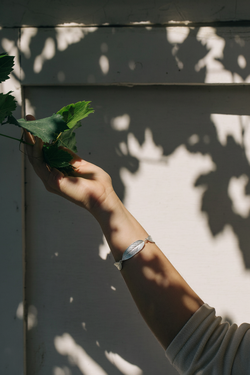 Pulsera Salvia plata brillante - lifestyle